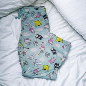 Hello Kitty pajama pants 💤